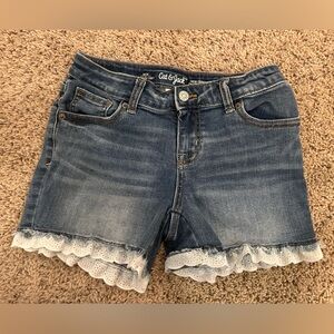 Cat & Jack Blue and White Lace Trim Shorts